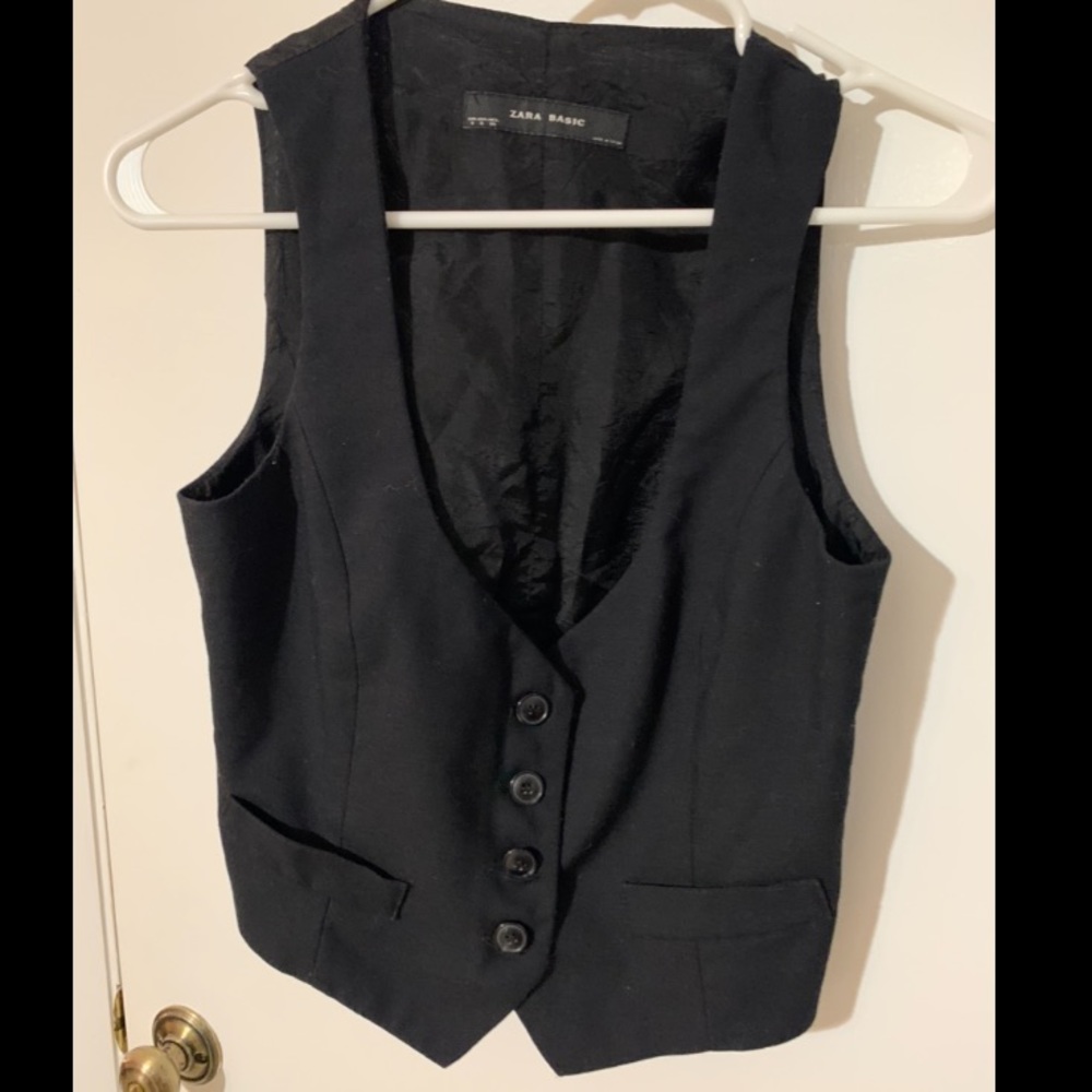 Zara basic crop vest